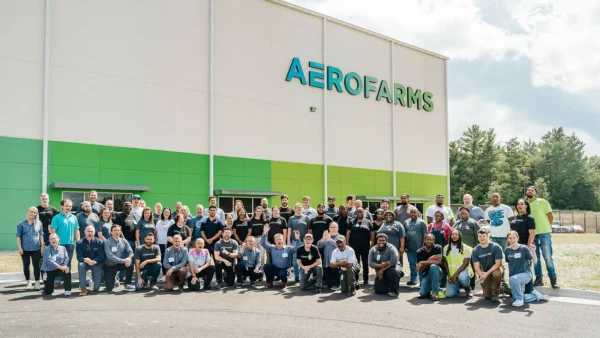 large-Aerofarms-Career-Page-Image-next-to-World-changing...-July-2024 vertical farming careers, AeroFarms